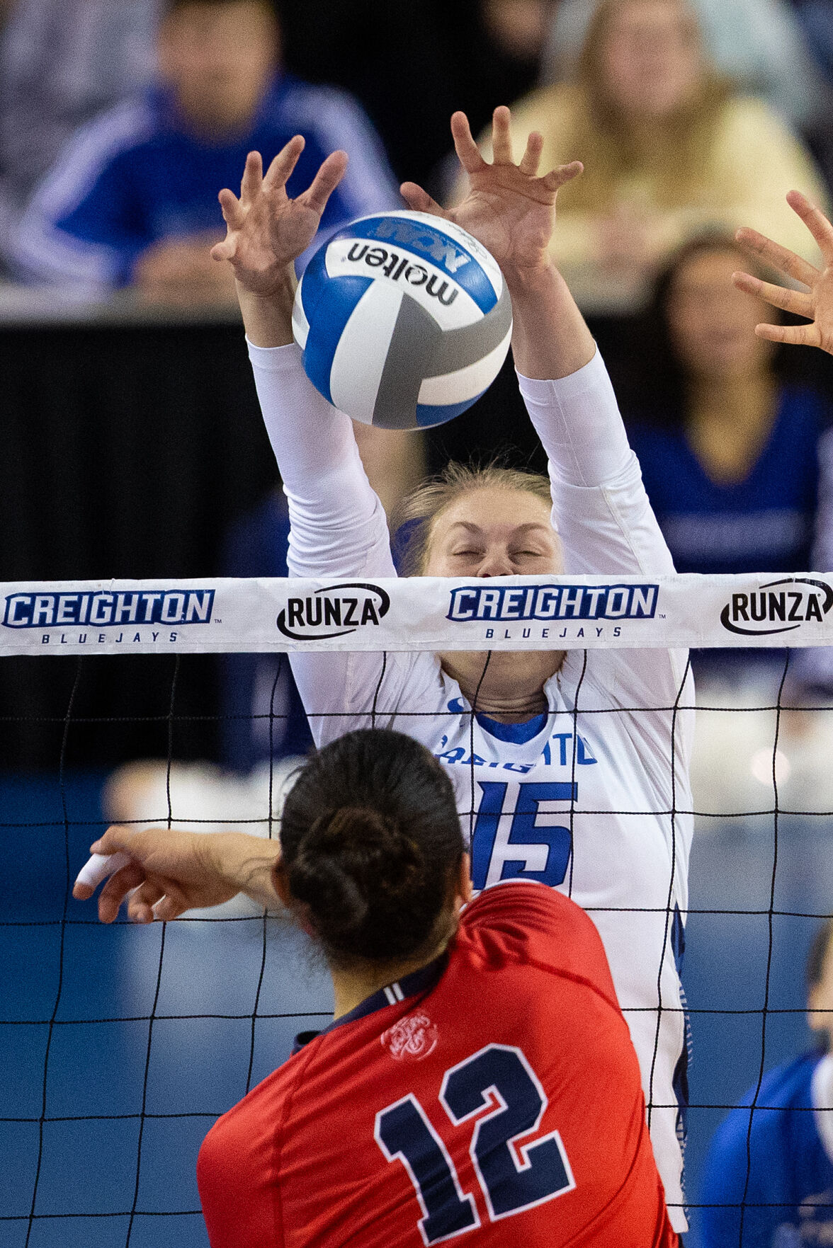 111222-owh-spo-cuvolley-em13.jpg